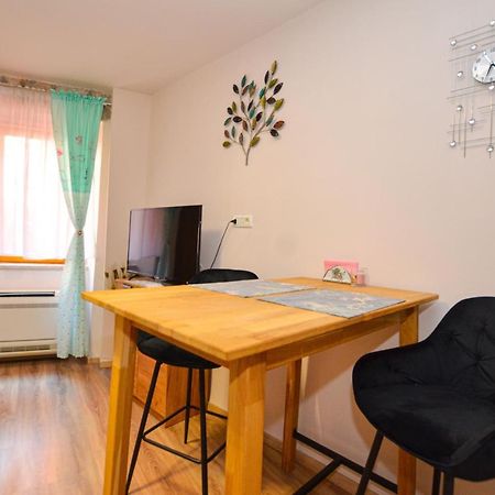 Klaudia Studio Rovinj Luaran gambar
