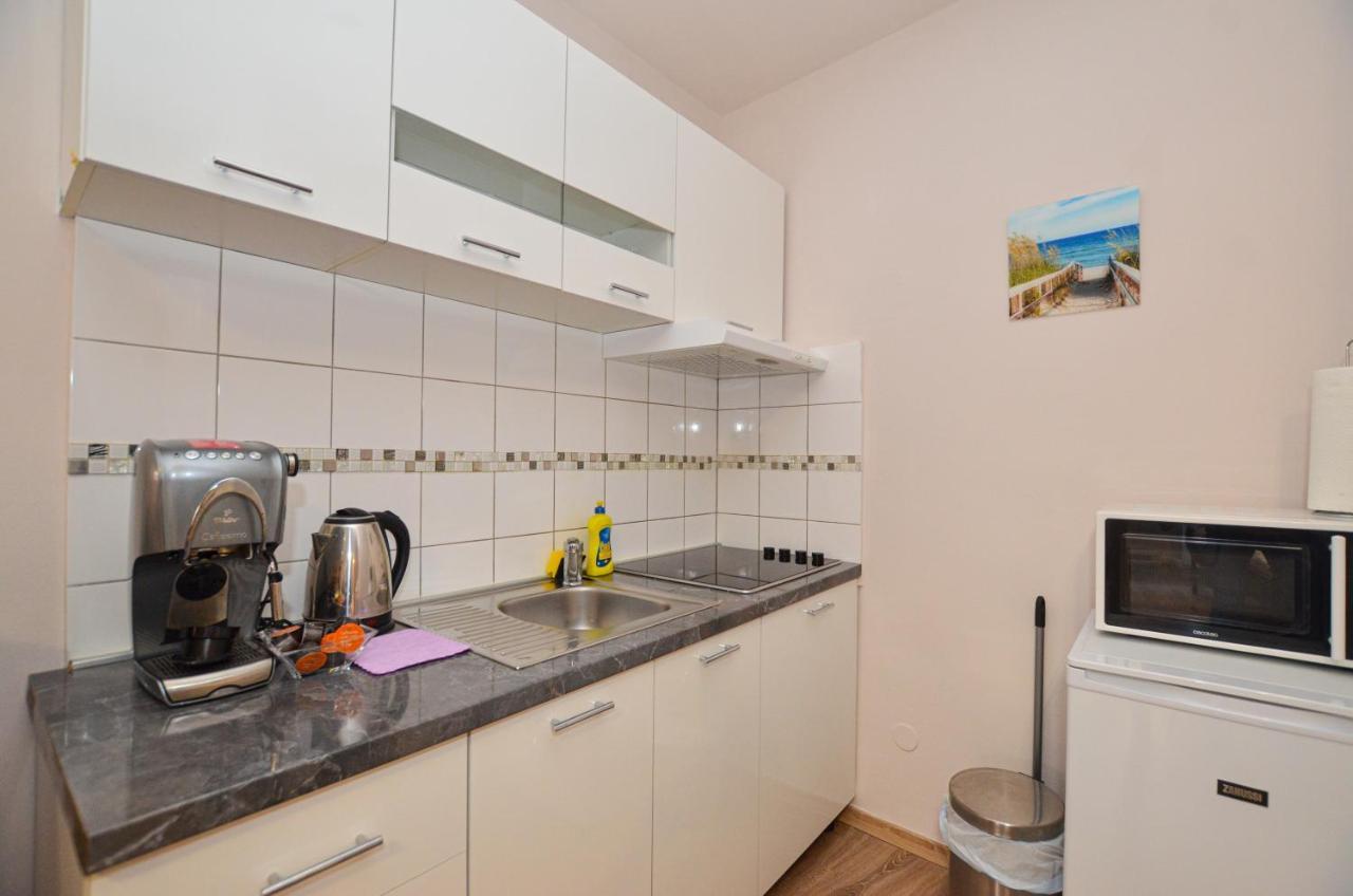 Klaudia Studio Rovinj Luaran gambar